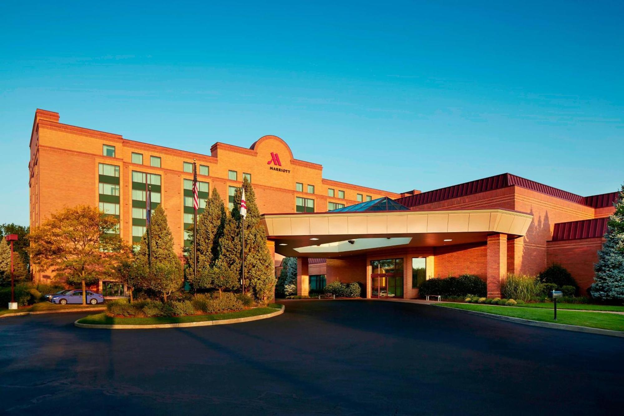 Marriott Hartford/Windsor Airport Hotell Exteriör bild